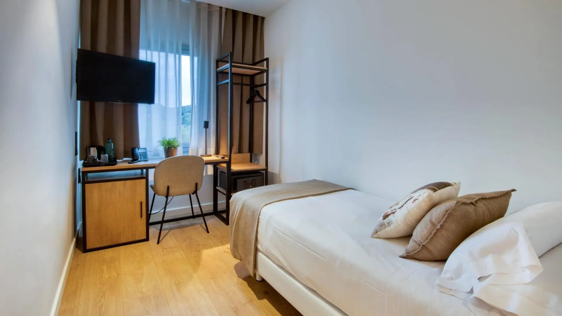 ***  Hotel Costabella Girona Spain